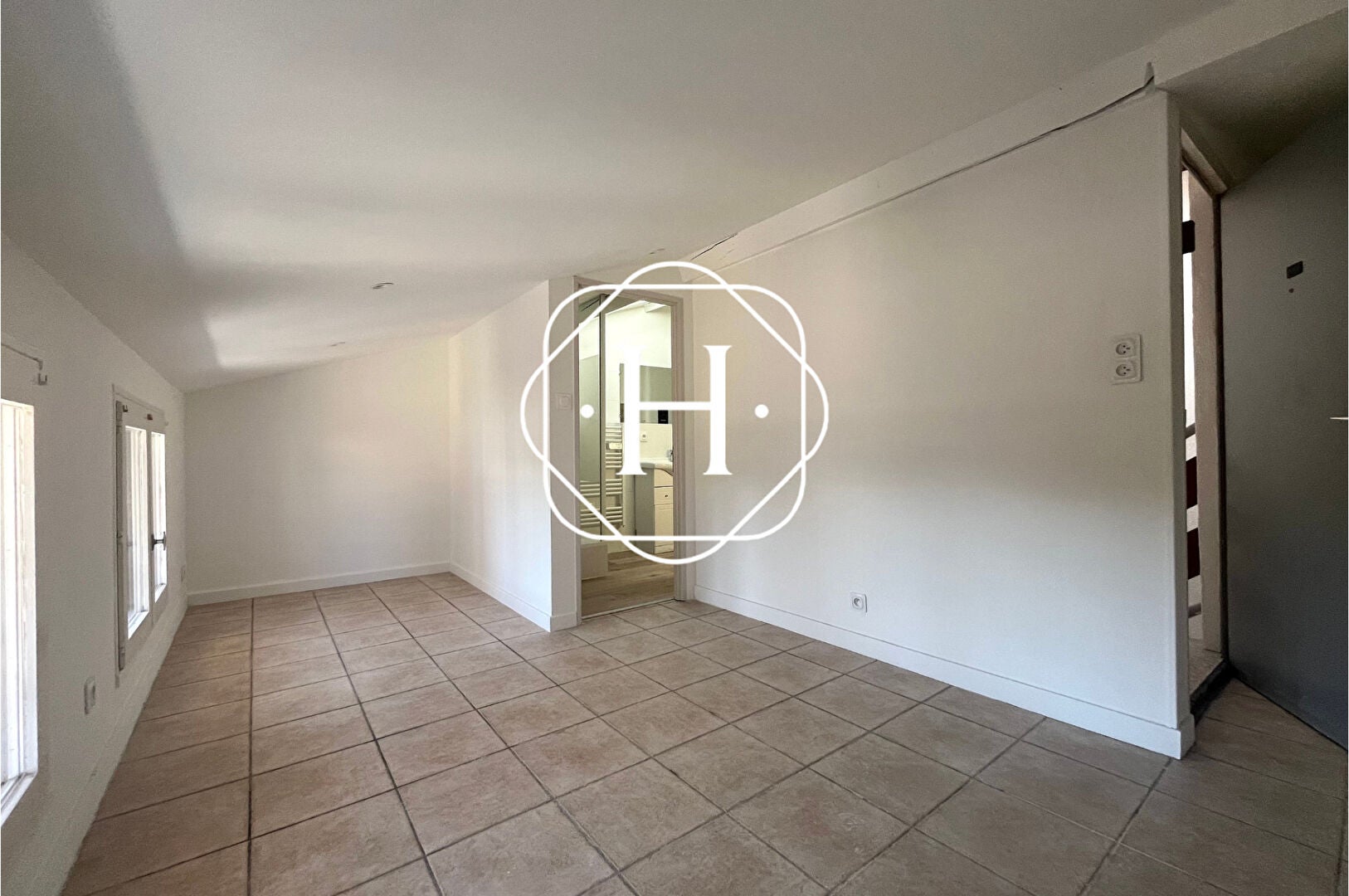 Flat Rue Charles Robin in Bourg-en-Bresse
