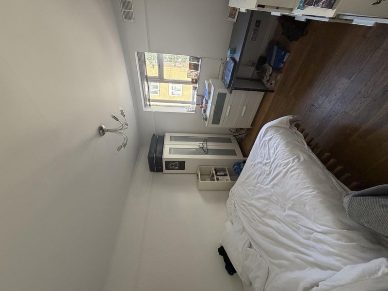 Room Paddington Green in City of Westminster