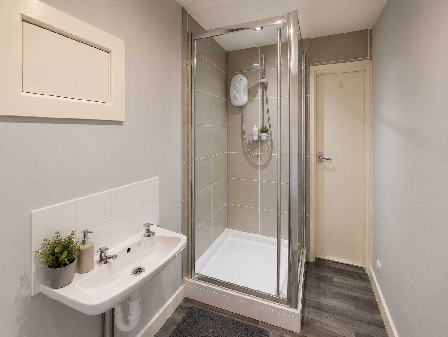 Flat Harold Avenue in Leeds