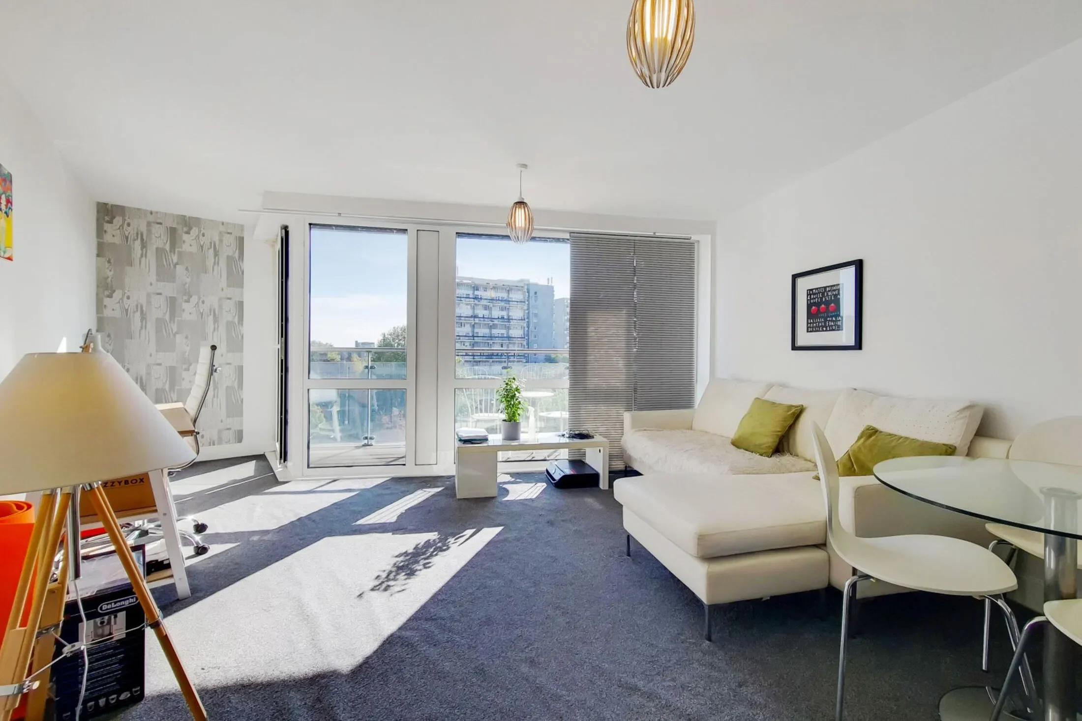 Flat Salamanca Place in Greater London