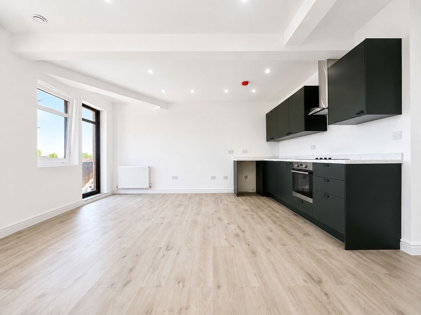 Flat Hurricane Way in Woodley