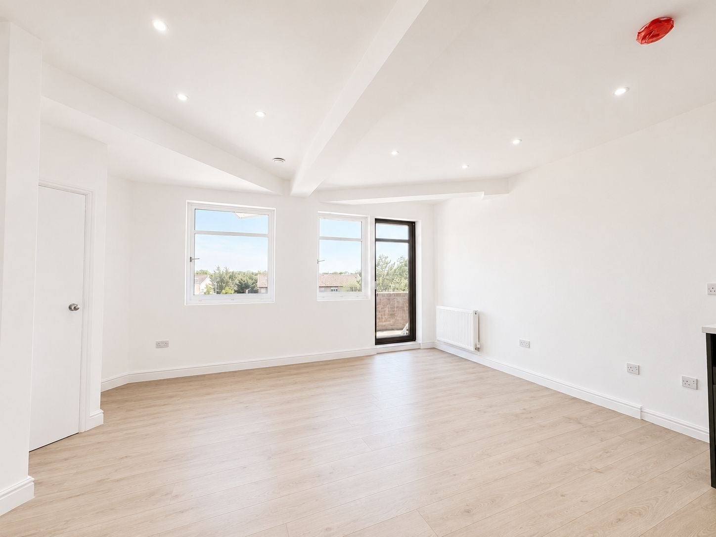 Flat Hurricane Way in Woodley