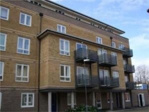 Flat Hereford Road in Greater London