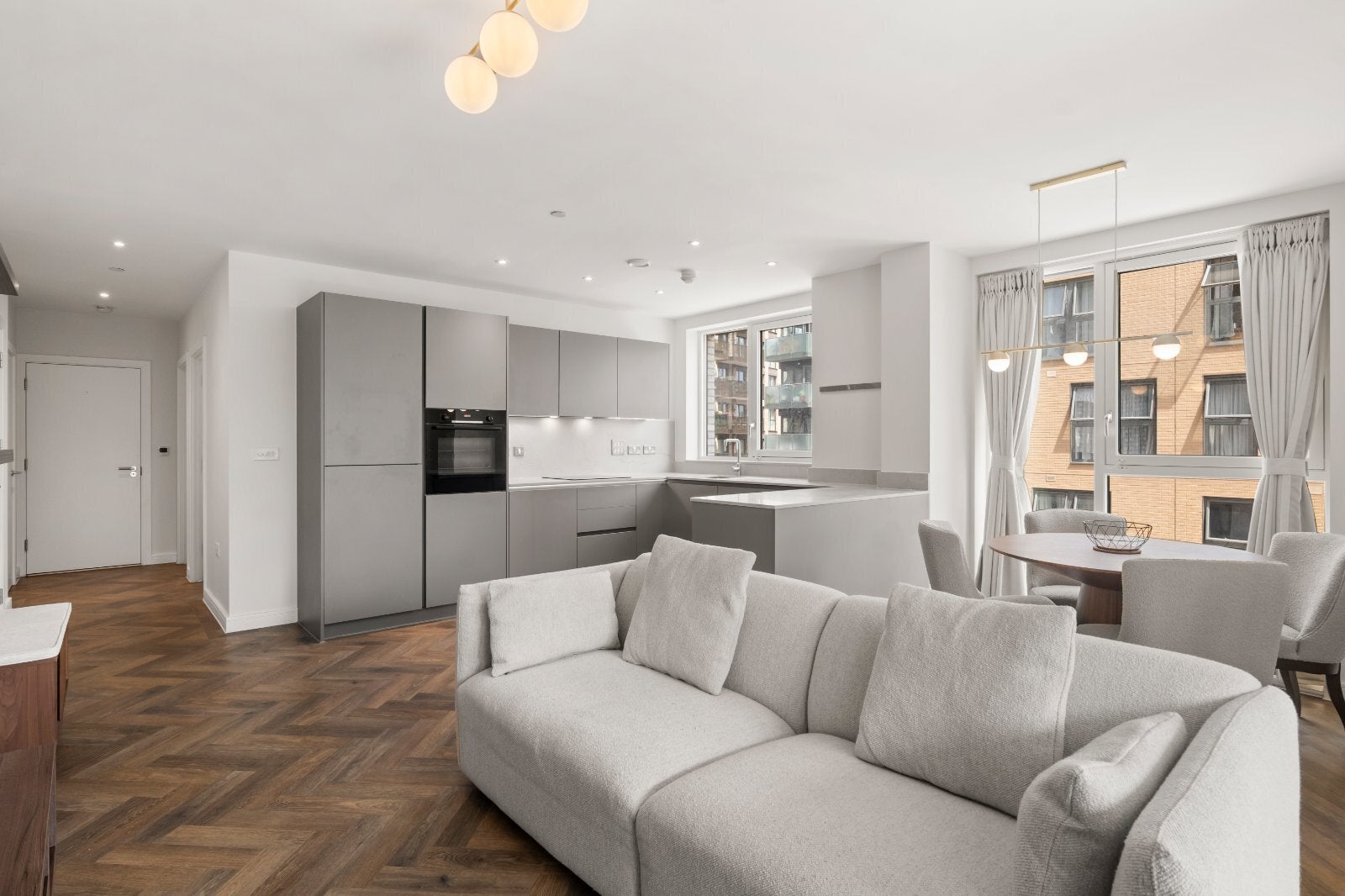 Flat Carlton Vale in Greater London