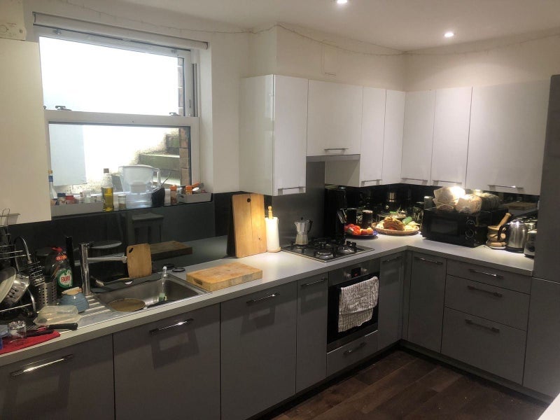 Room Reighton Road in Greater London