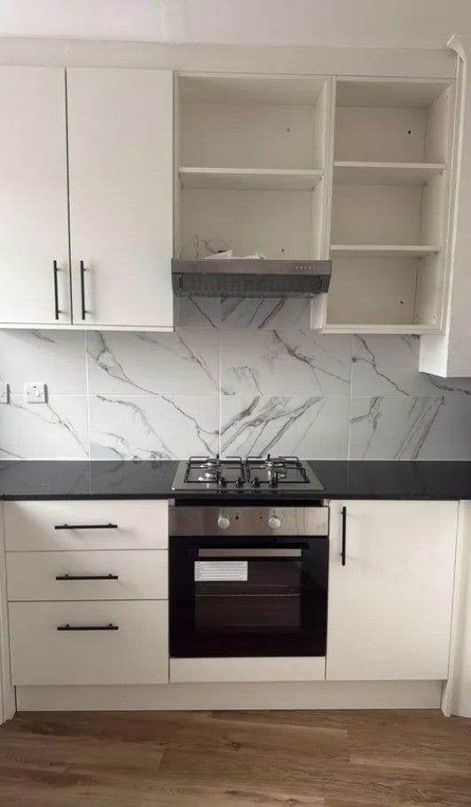 Flat Streatfield Road in Greater London