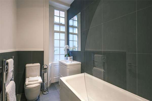 Flat Bolton Street in City of Westminster