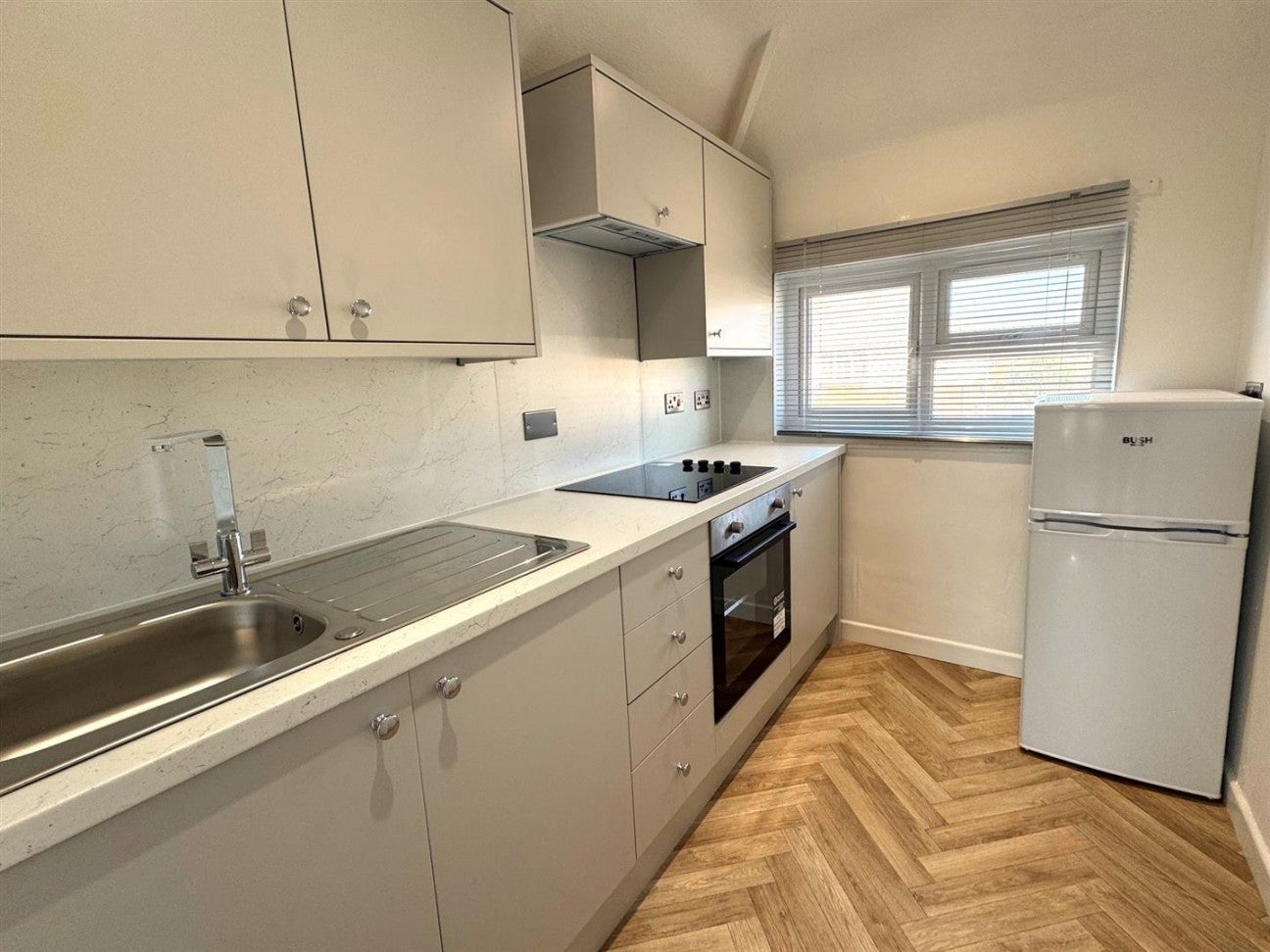 Flat Hereford Road in Weymouth