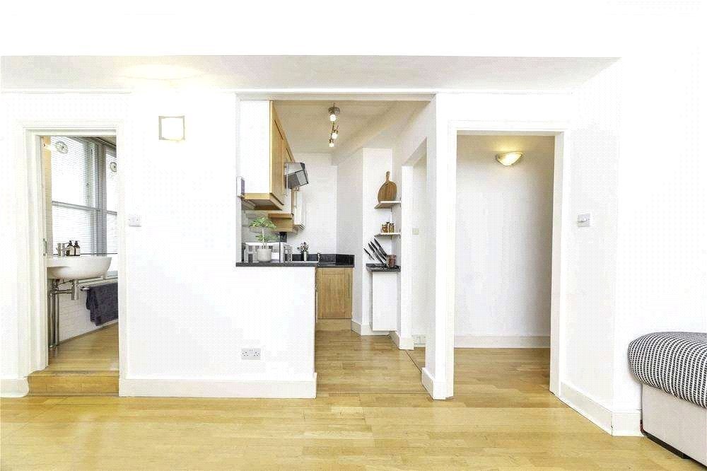 Flat Duke Street in City of Westminster