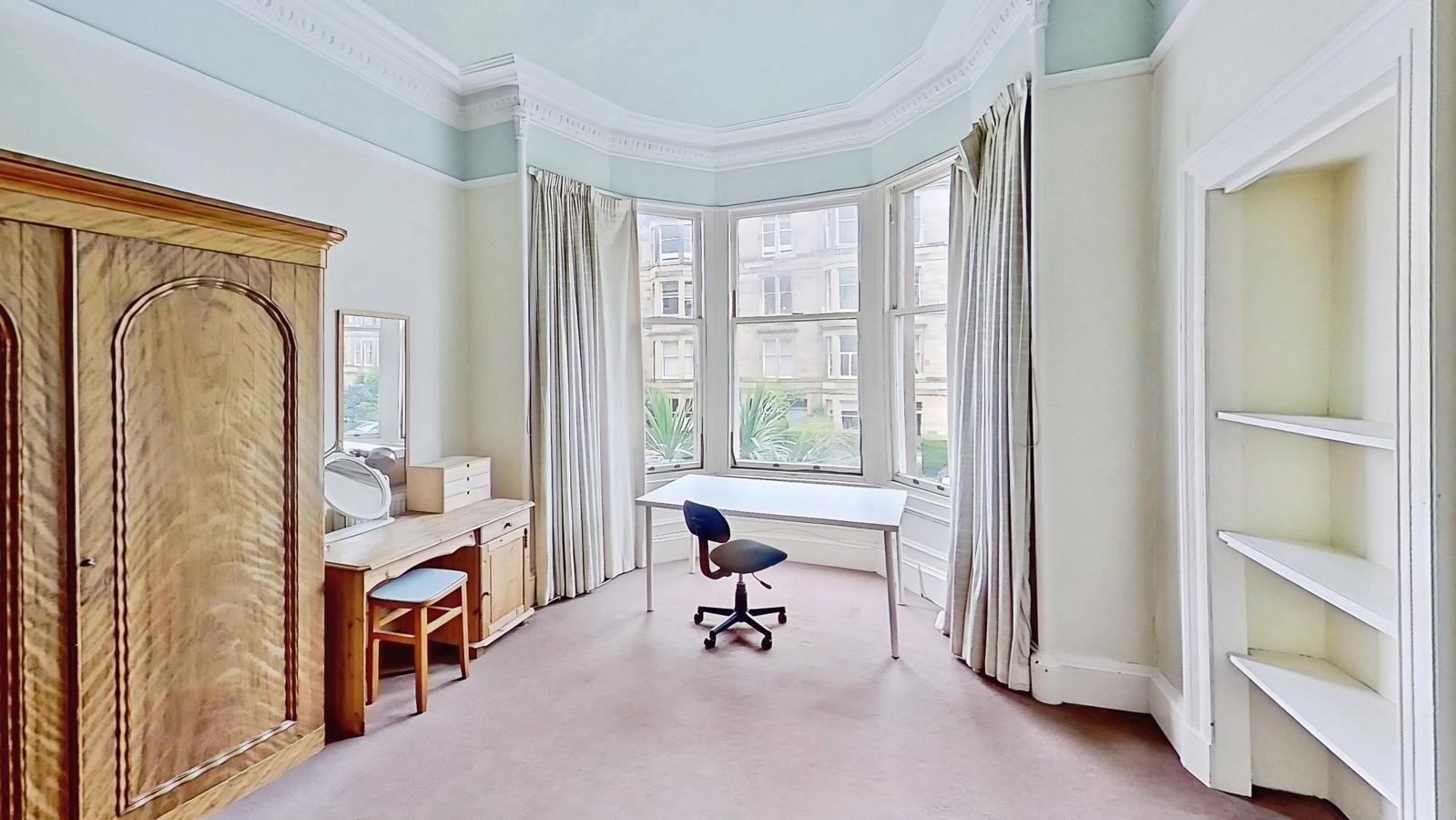 Room Thirlestane Road in City of Edinburgh