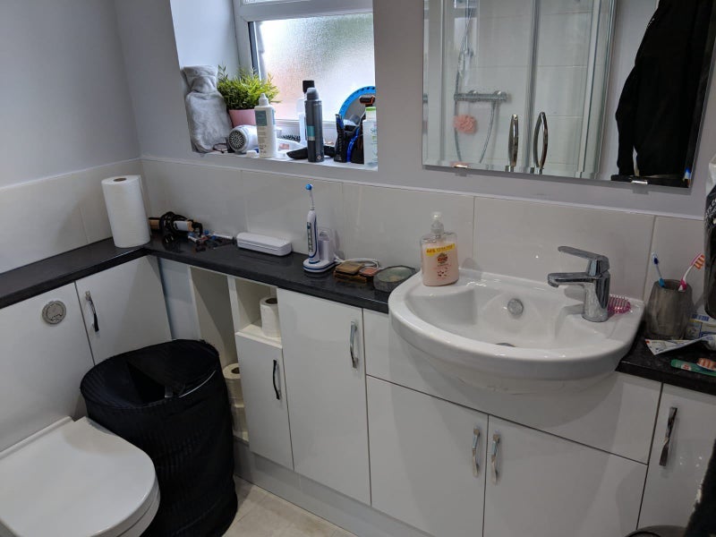 Room Newcombe Road in Coventry