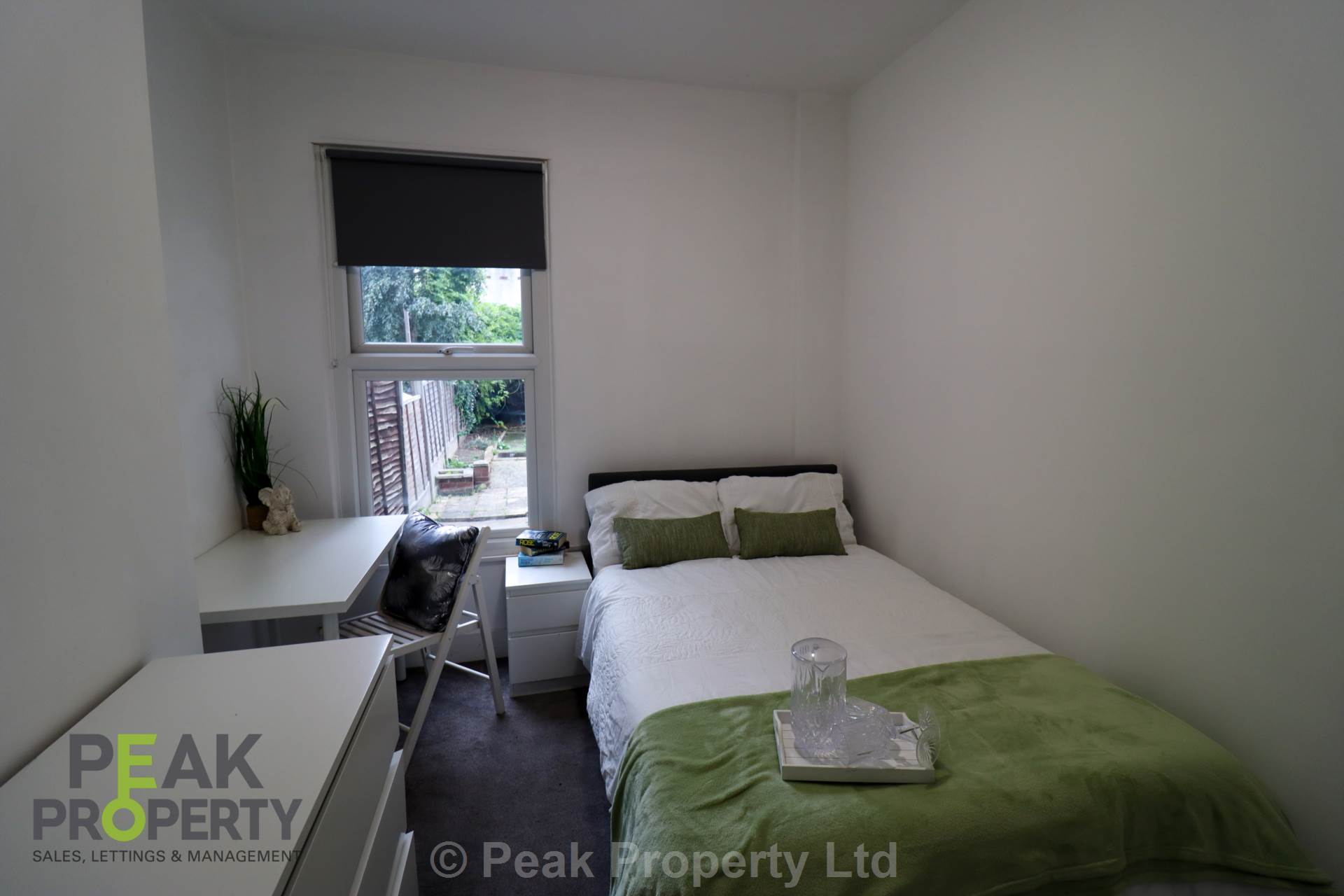 Room St Ann's Road in Southend-on-Sea