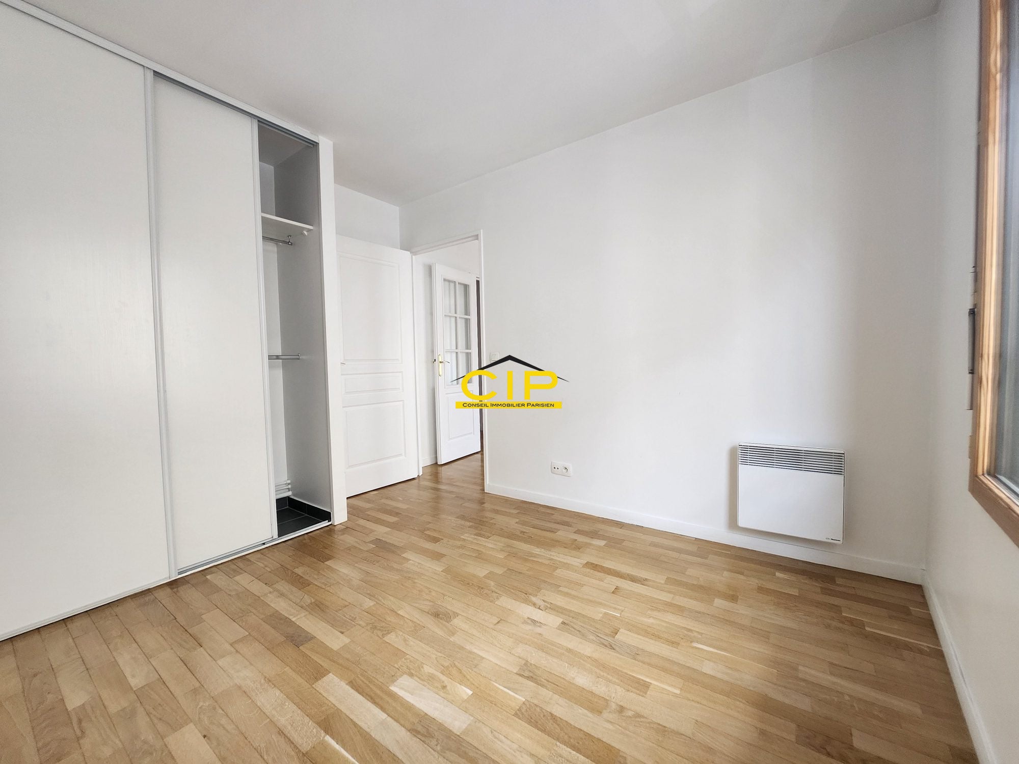 Flat Allée Louis Blériot in Bois-Colombes