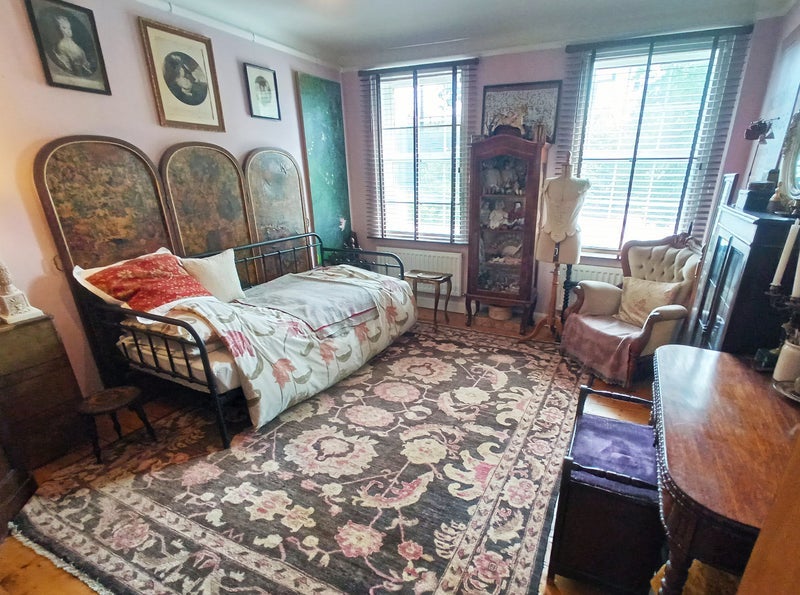 Room Aylmer Road in Greater London