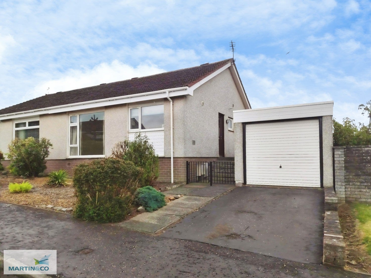 House Osnaburgh Court in Dairsie