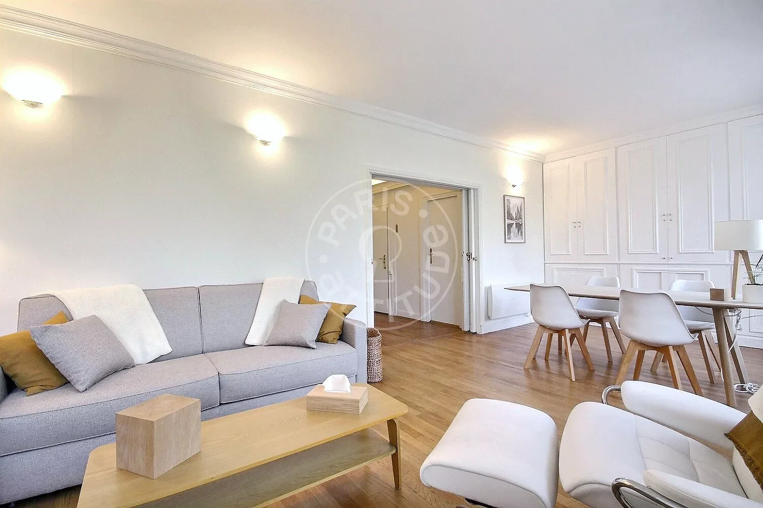Appartement Rue du Faubourg Saint-Honoré à Paris