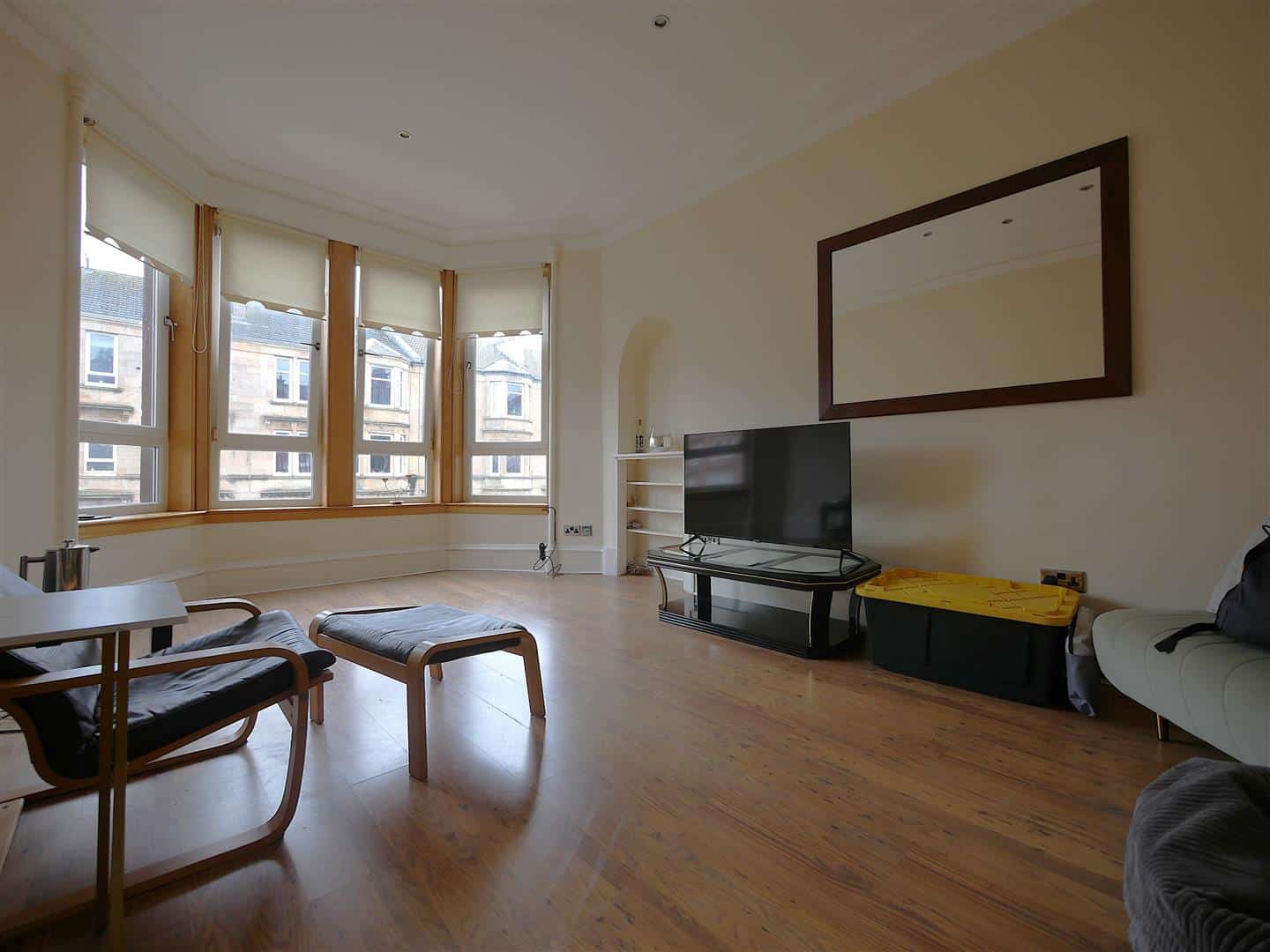 Flat Alexandra Parade in Glasgow