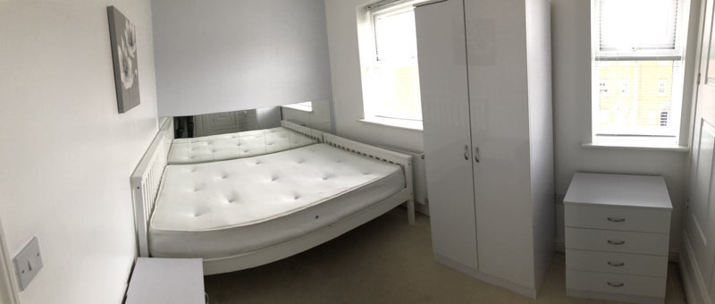 Room Valley Drive in Tamworth