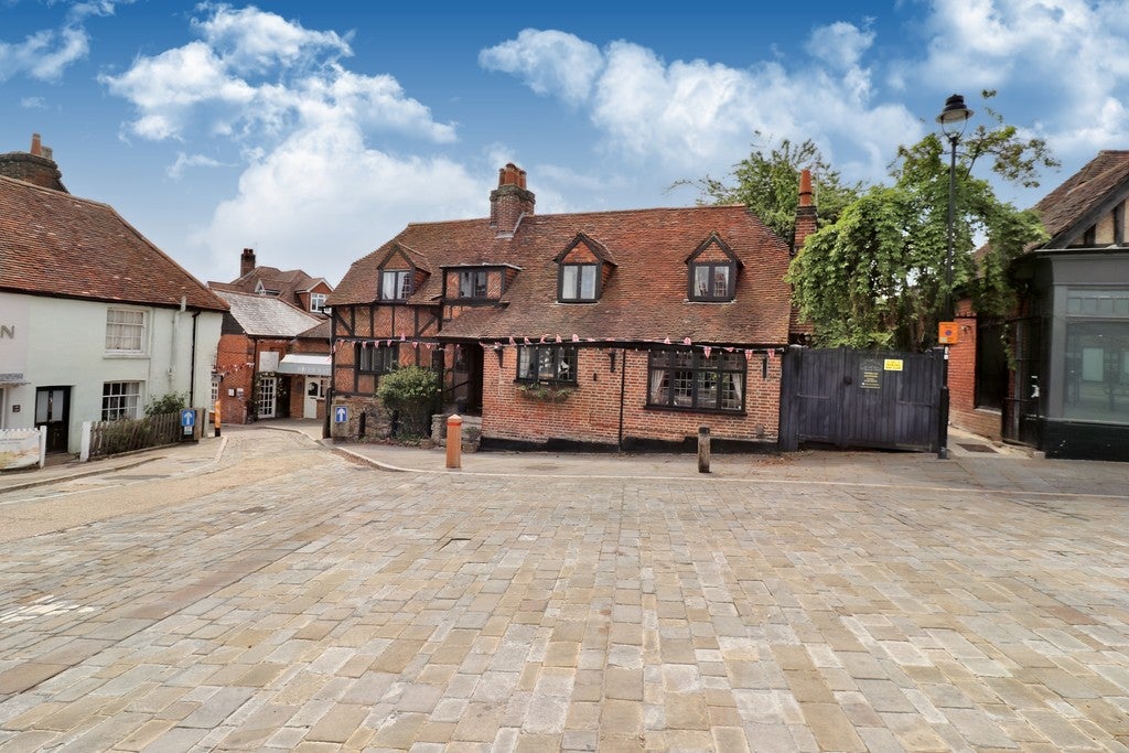 House The Square in Eastleigh
