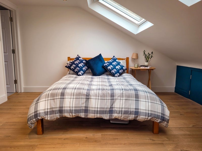 Room Ivydale Road in Greater London