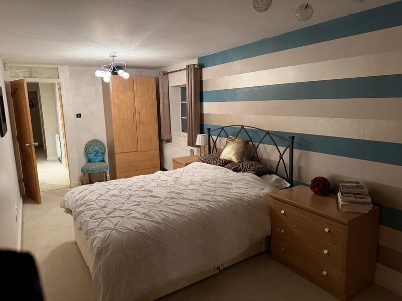Room New Street in Oadby and Wigston