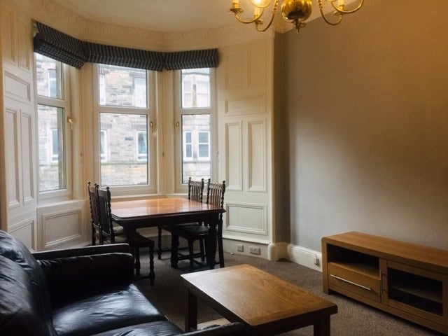 Flat Meadowbank Avenue in City of Edinburgh
