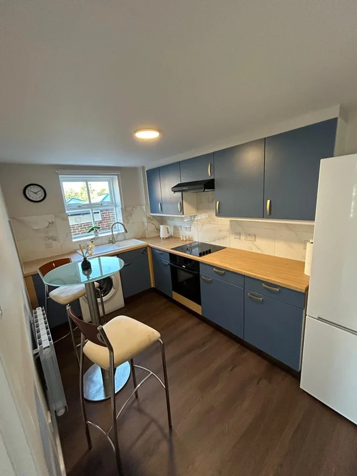 Flat Harcourt Mews in Greater London