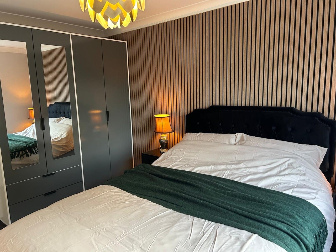 Flat Harcourt Mews in Greater London