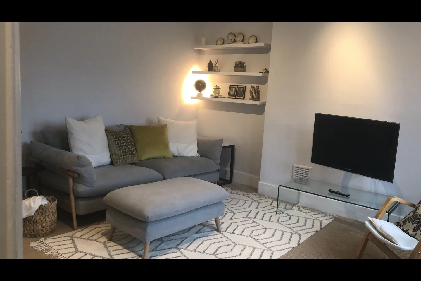 Flat Palace Gardens Terrace in Greater London