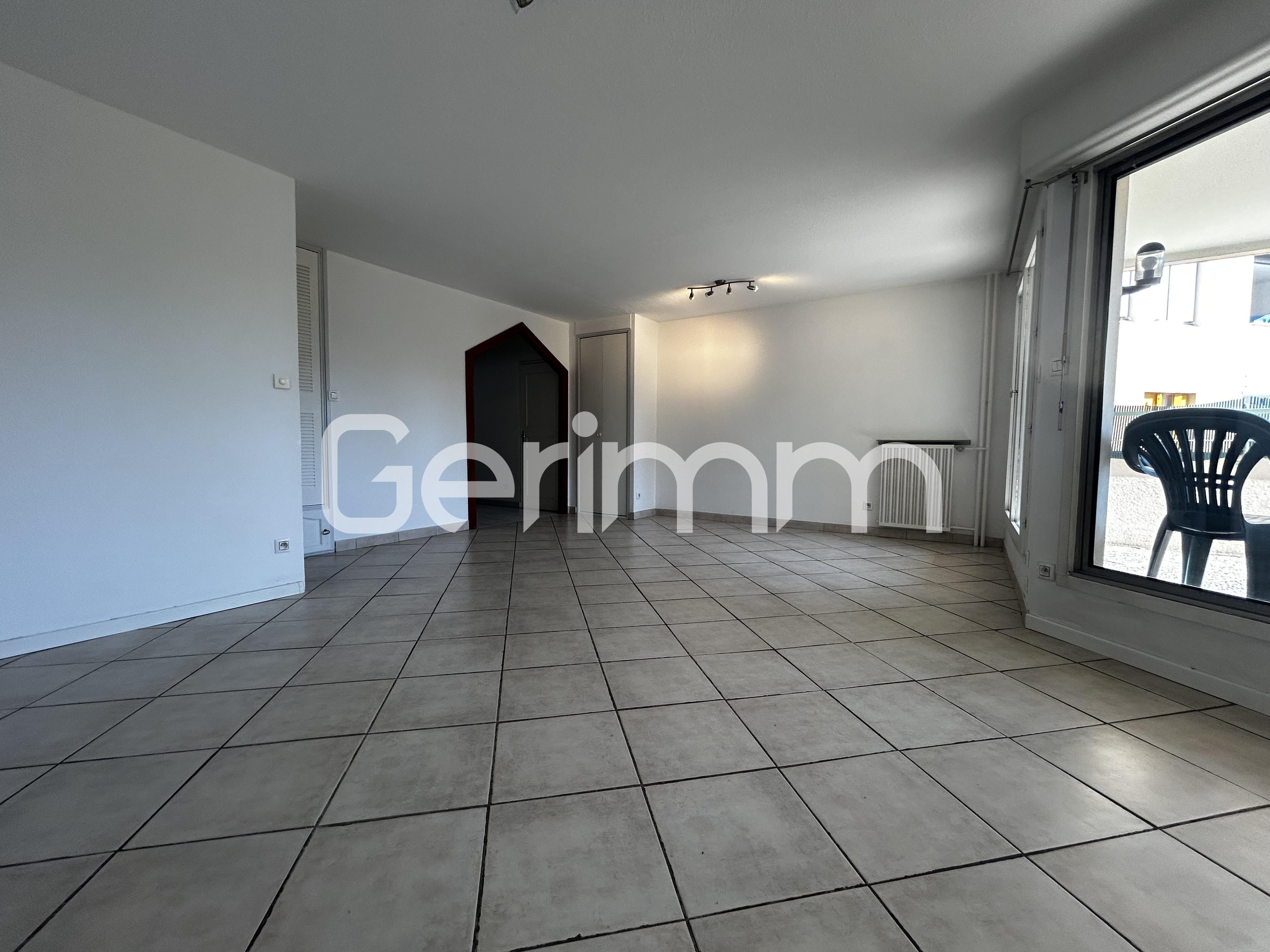 Flat Boulevard des Alpes in Meylan