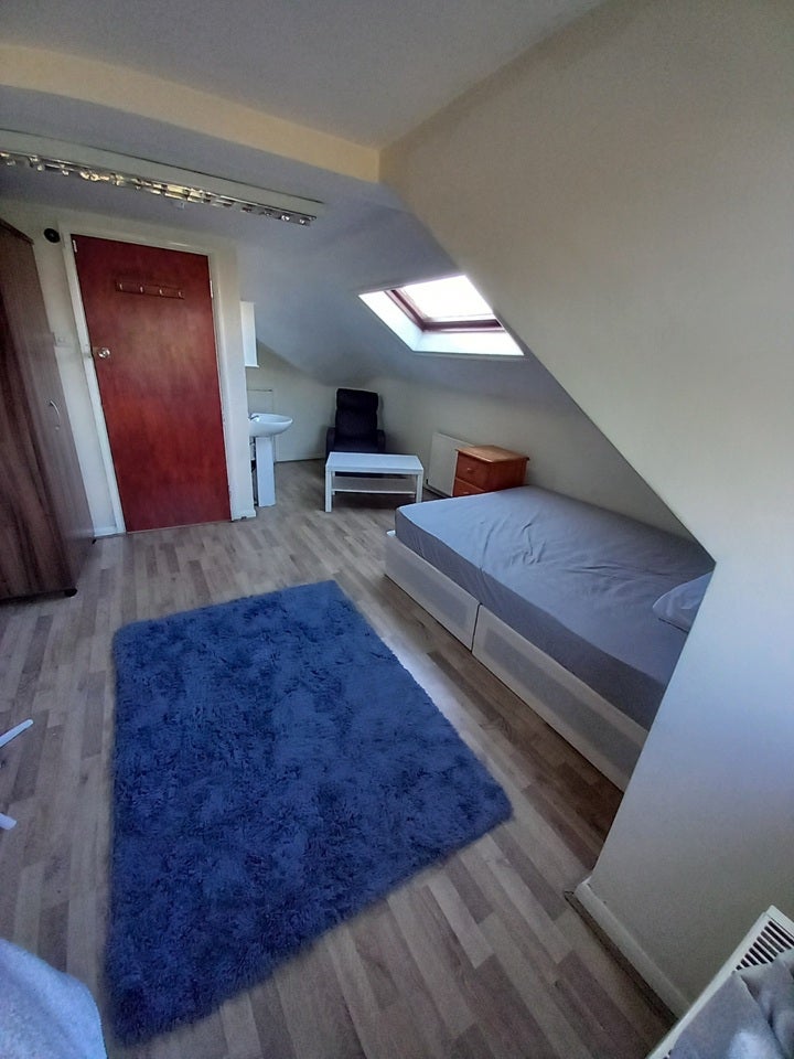 Room Earlham Grove in Greater London