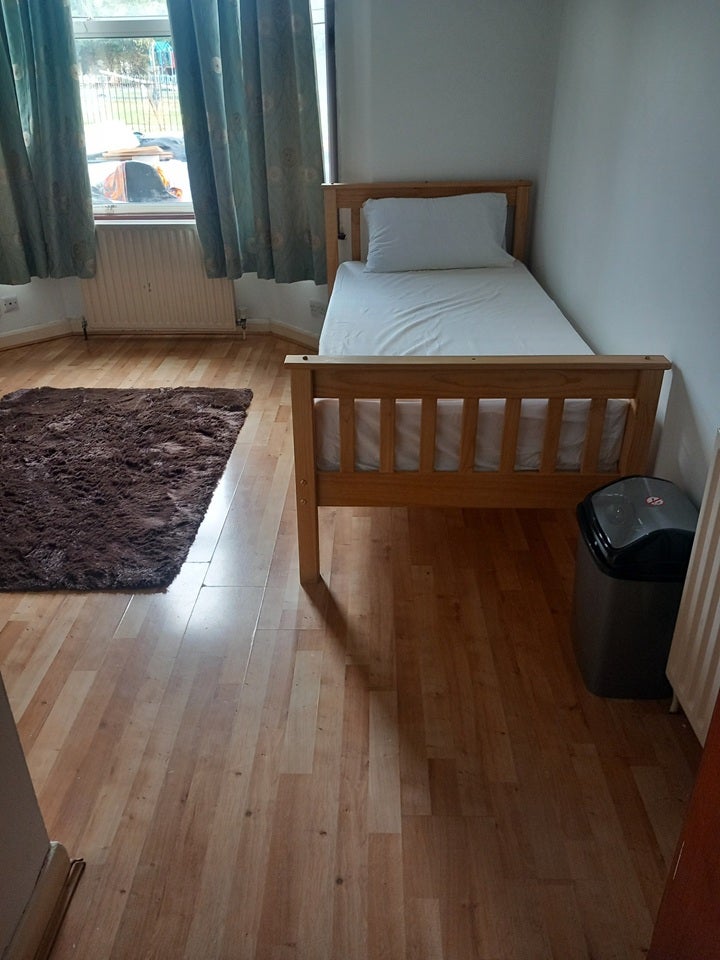 Room Earlham Grove in Greater London