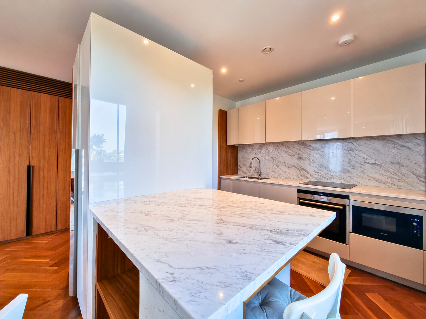Flat New Union Square in Greater London