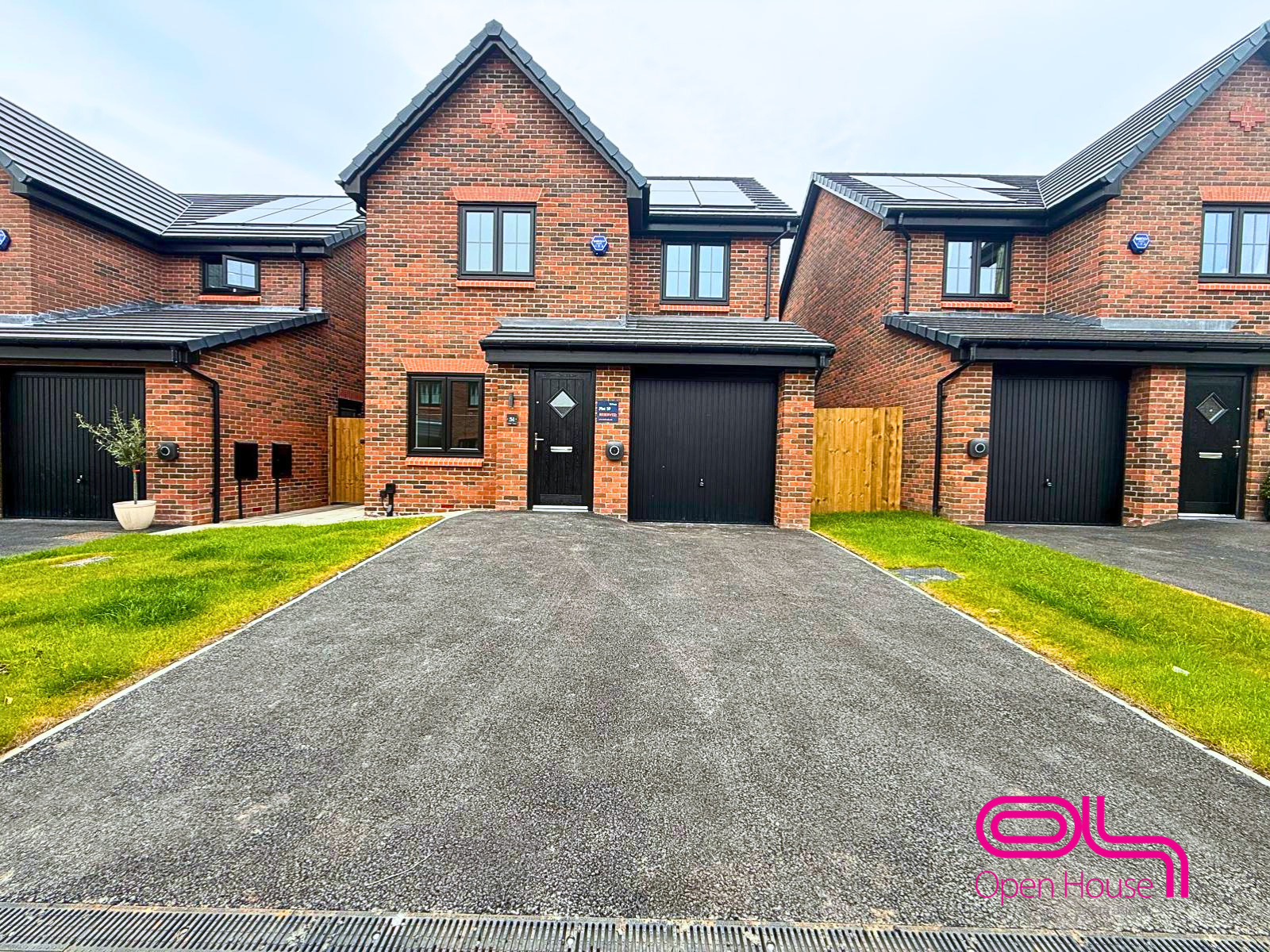 House IONA WAY in Urmston