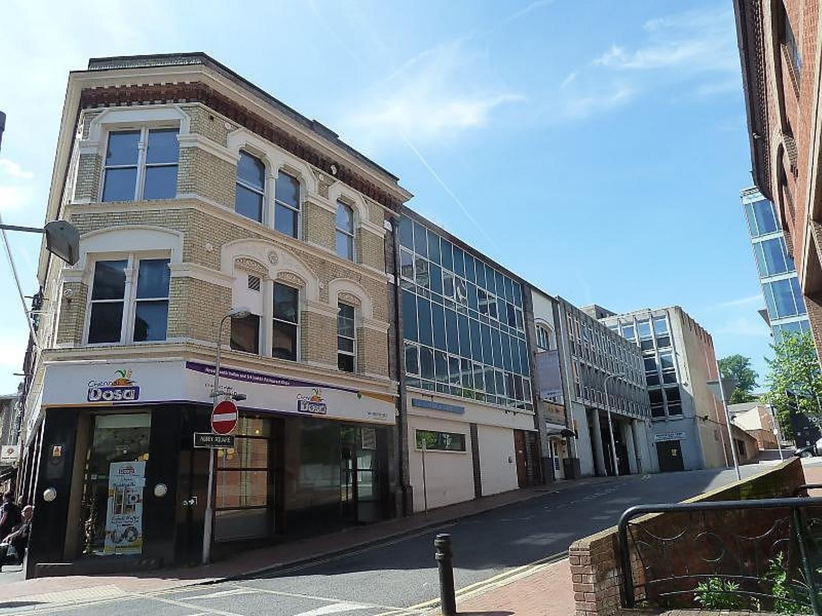 Flat Market Place in Reading