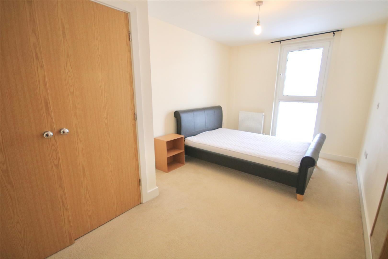 Flat Fratton Way in Portsmouth