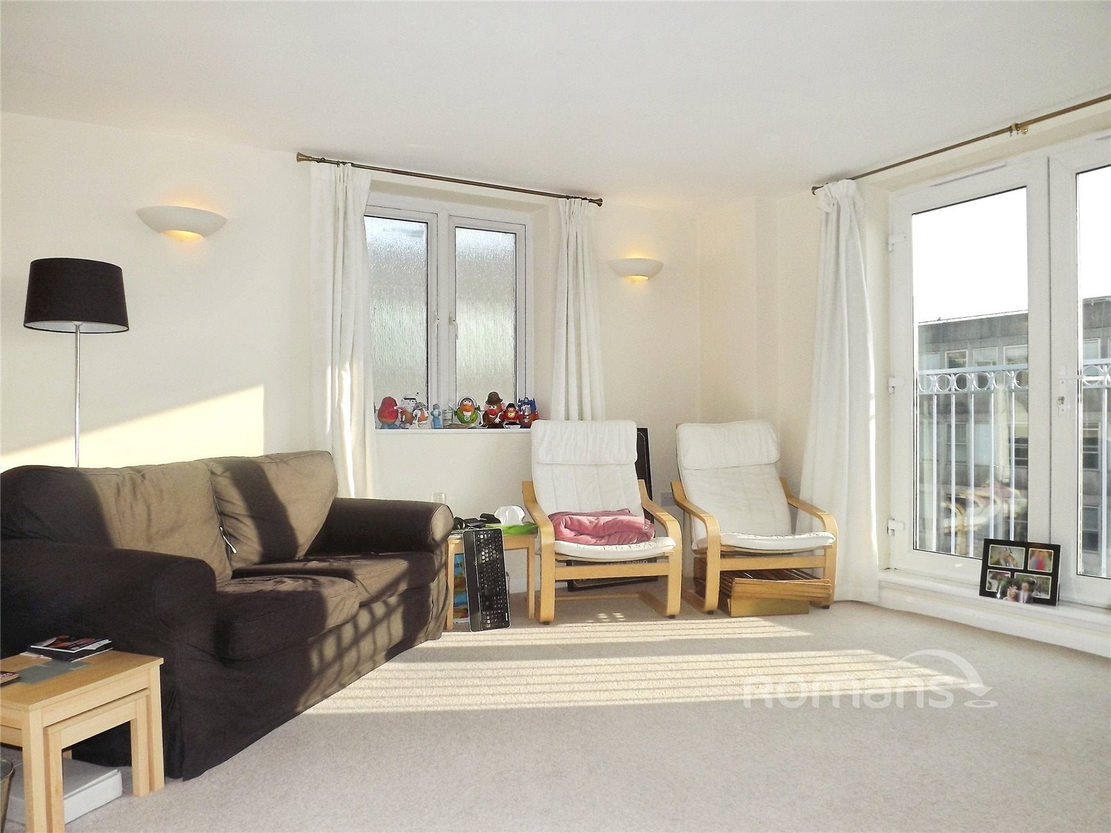 Flat Farnborough Road in Rushmoor