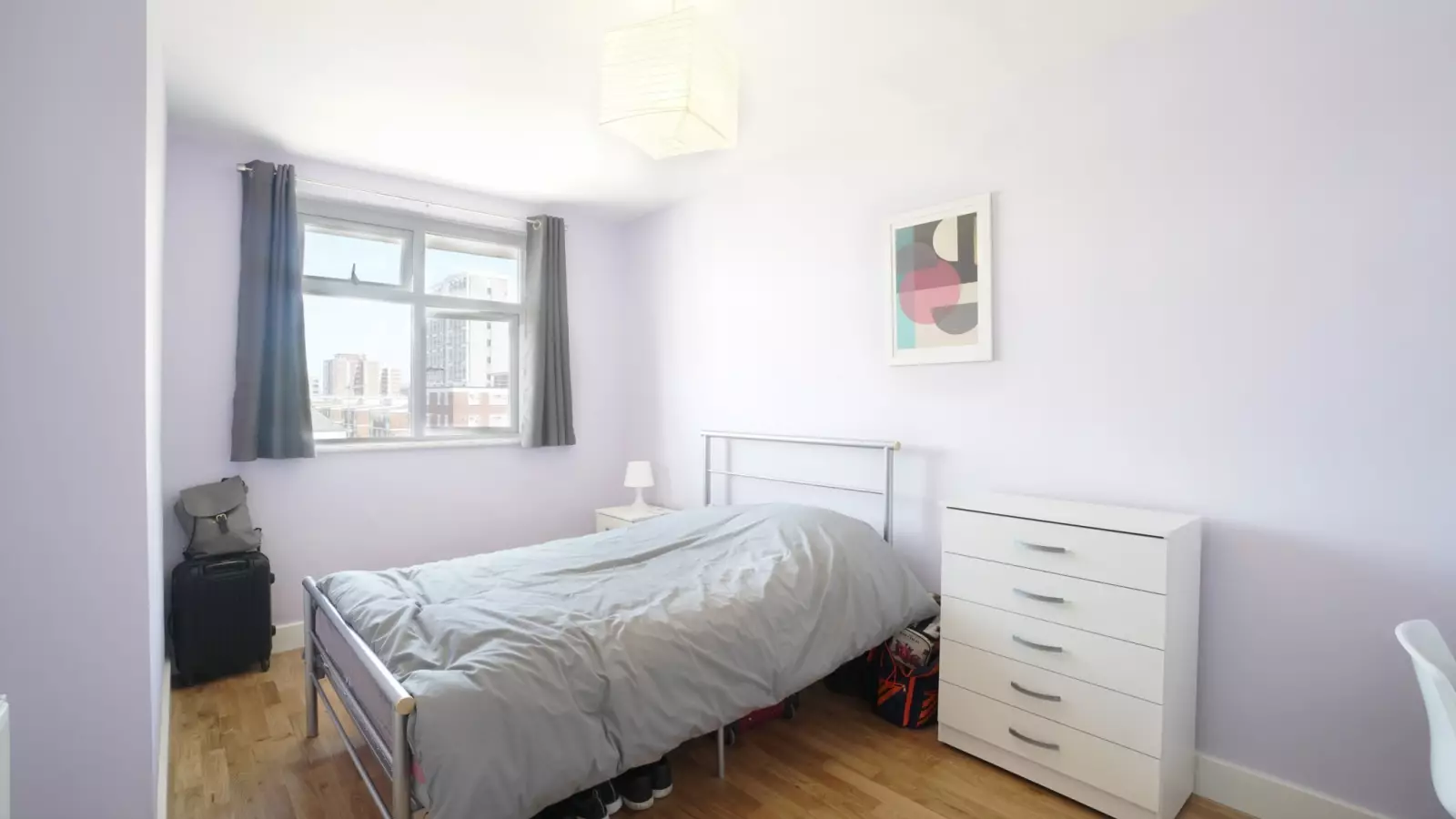 Room Fellows Court in Greater London