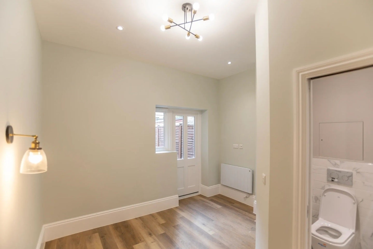 Room Orlando Road in Greater London