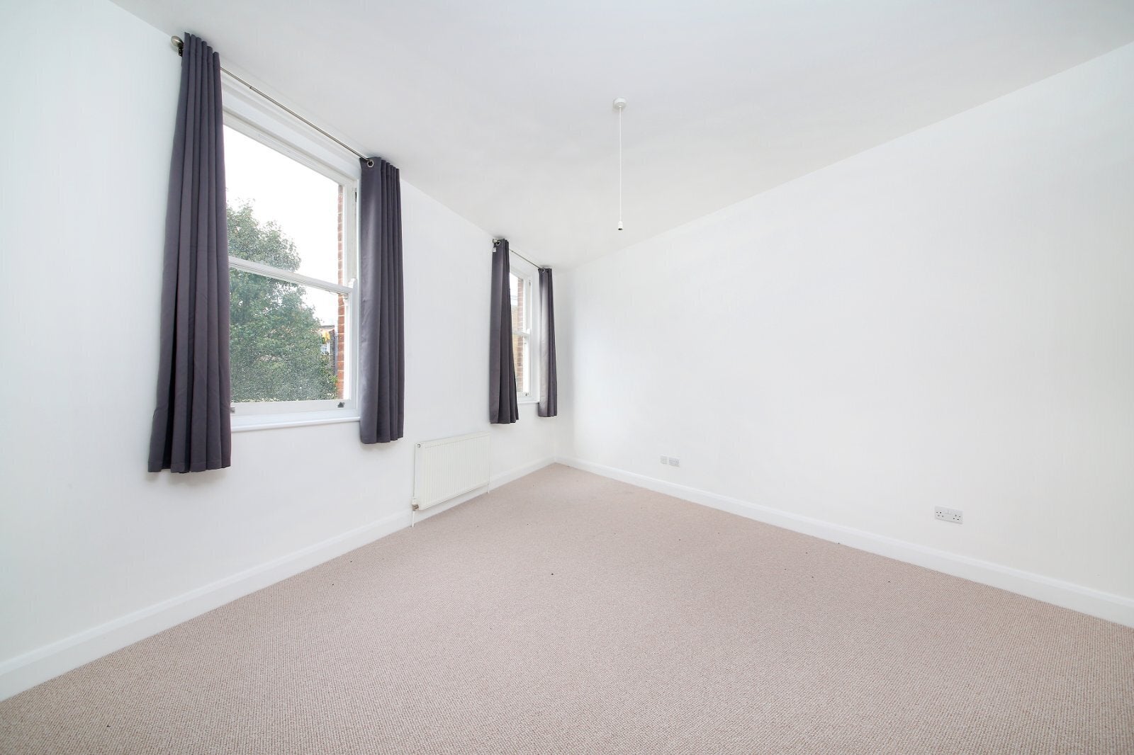 Flat Railton Road in Greater London