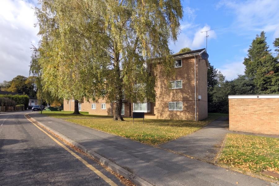 Flat Cedar Drive in Sunningdale