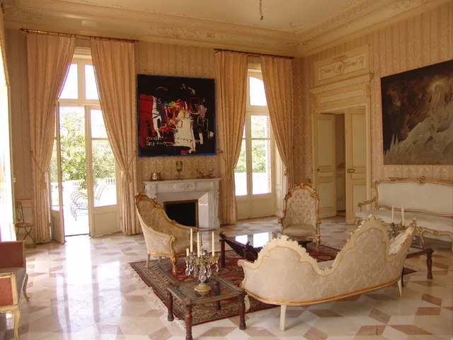 House Avenue du Corps-Franc Pommiès in L'Isle-Jourdain