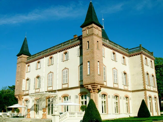 House Avenue du Corps-Franc Pommiès in L'Isle-Jourdain