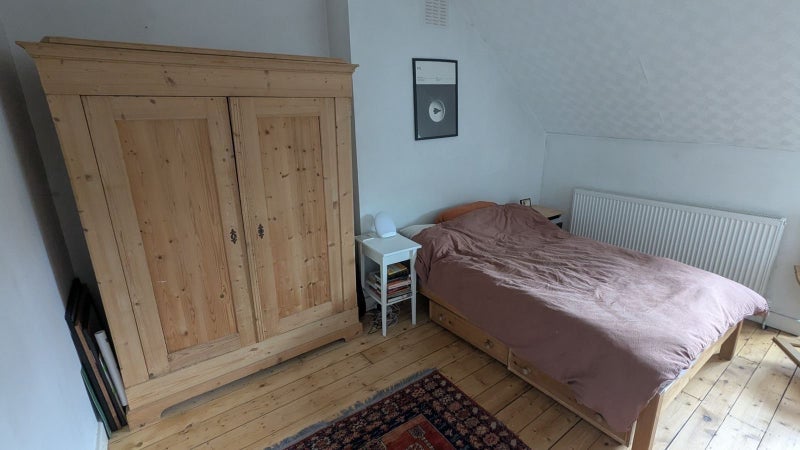 Room Alexandra Drive in Greater London