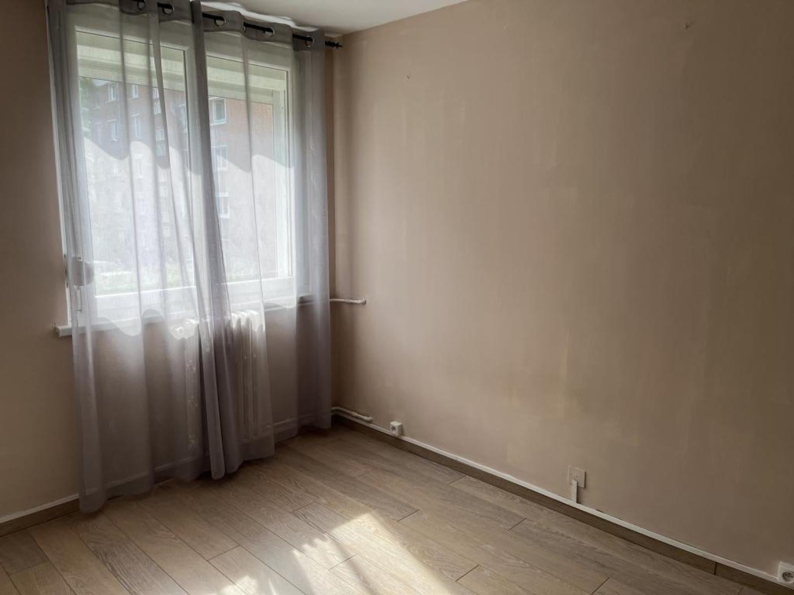 Flat Rue Vantroyen in Lille