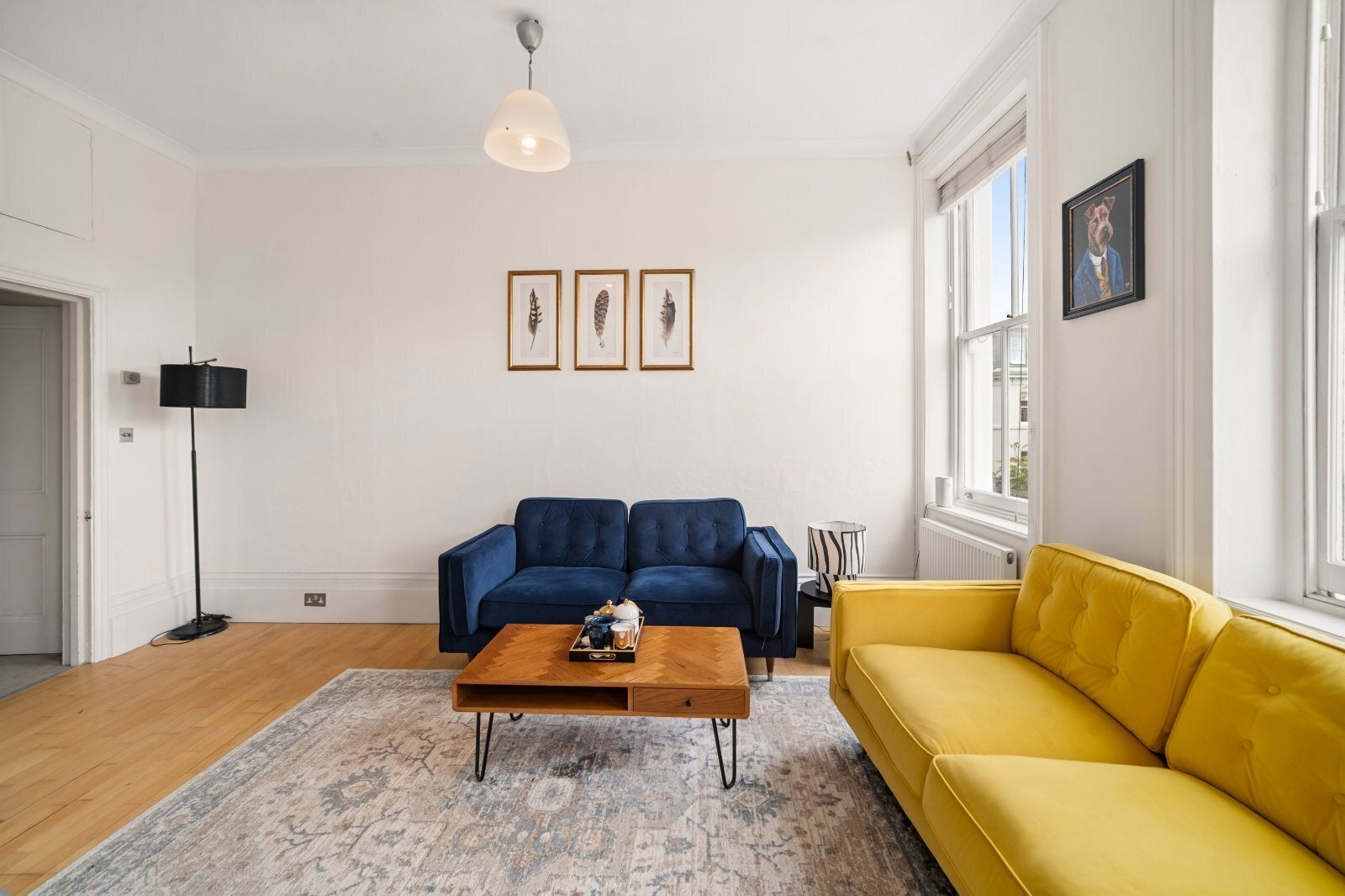 Flat Hornton Street in Greater London