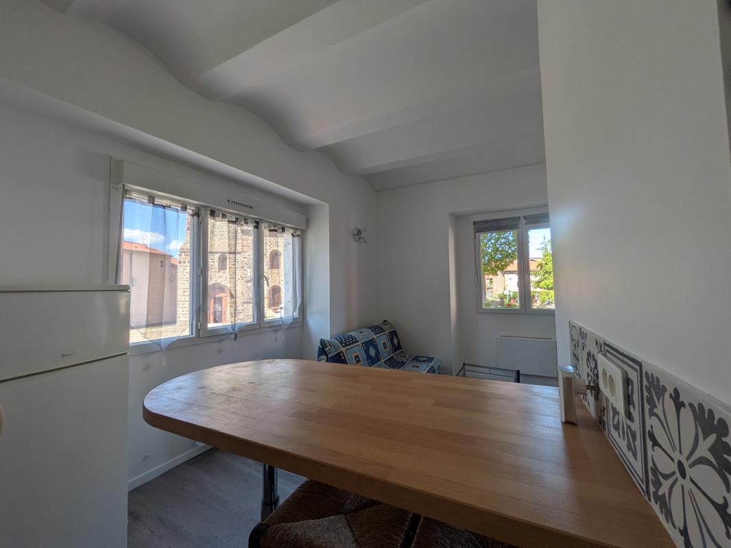 Appartement D 55 à Siaugues-Sainte-Marie