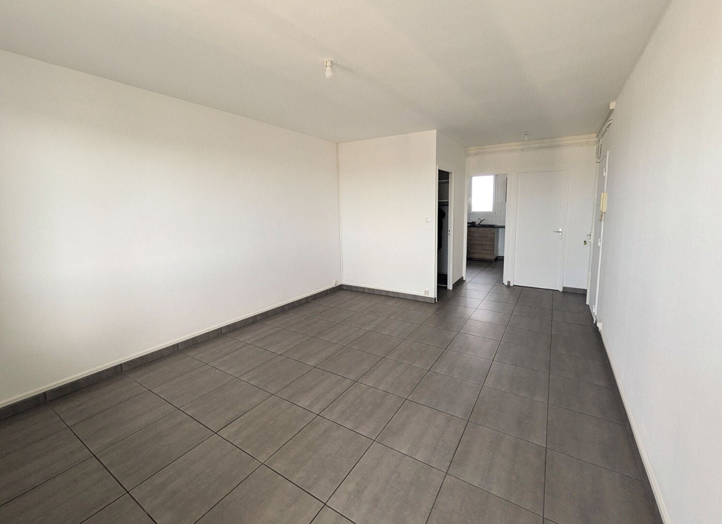 Flat Rue Mirabeau in Joué-lès-Tours