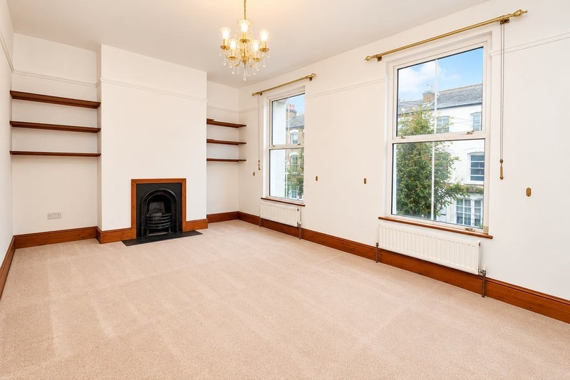 Flat Walford Road in Greater London