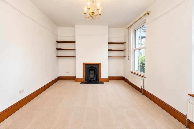 Flat Walford Road in Greater London
